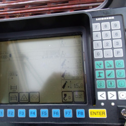 Palubní deska autojeřábu